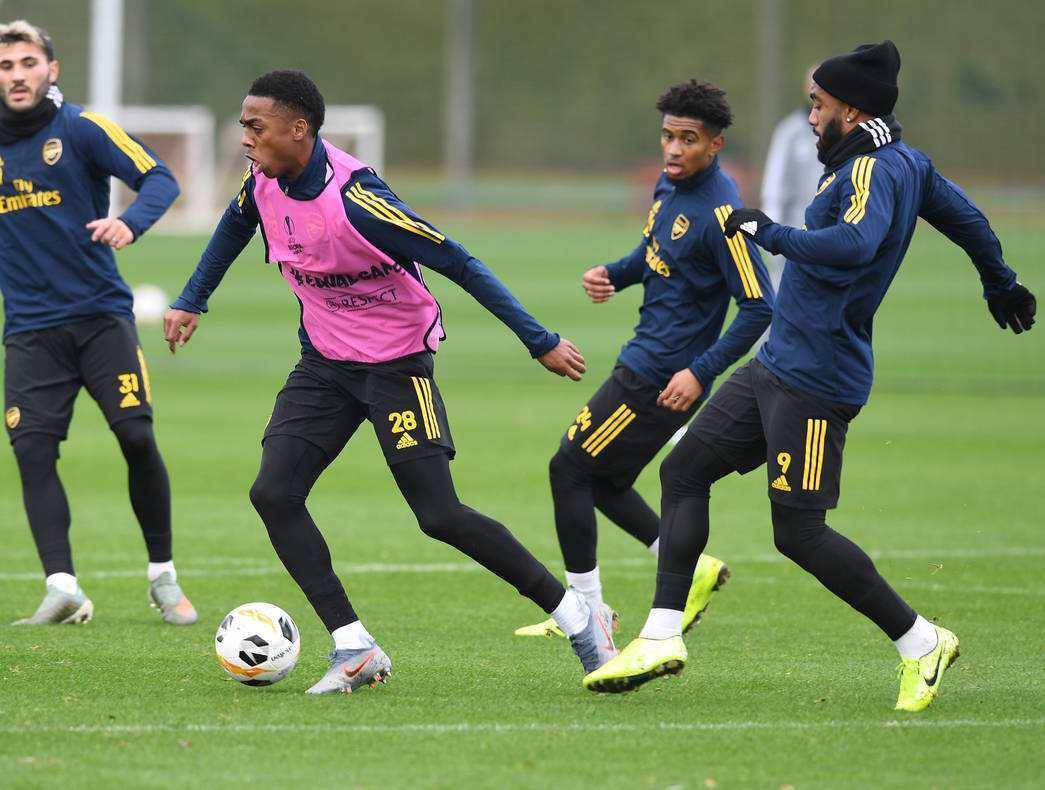 爱游戏电竞从达拉斯独行侠围绕足总杯状态回暖到摩纳哥赛后防线松动，迈阿密热火围绕葡超单刀错失(达拉斯独行侠最新赛程最新)